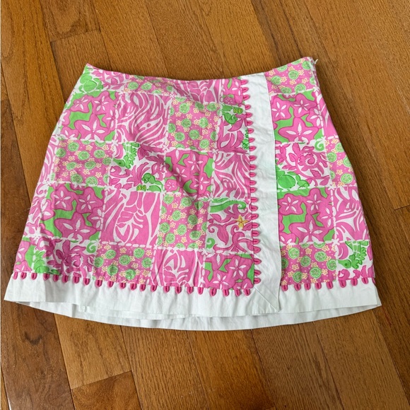 Lilly Pulitzer Dresses & Skirts - Lilly Pulitzer size 2 Faux Wrap Skirt Skort Pink Green